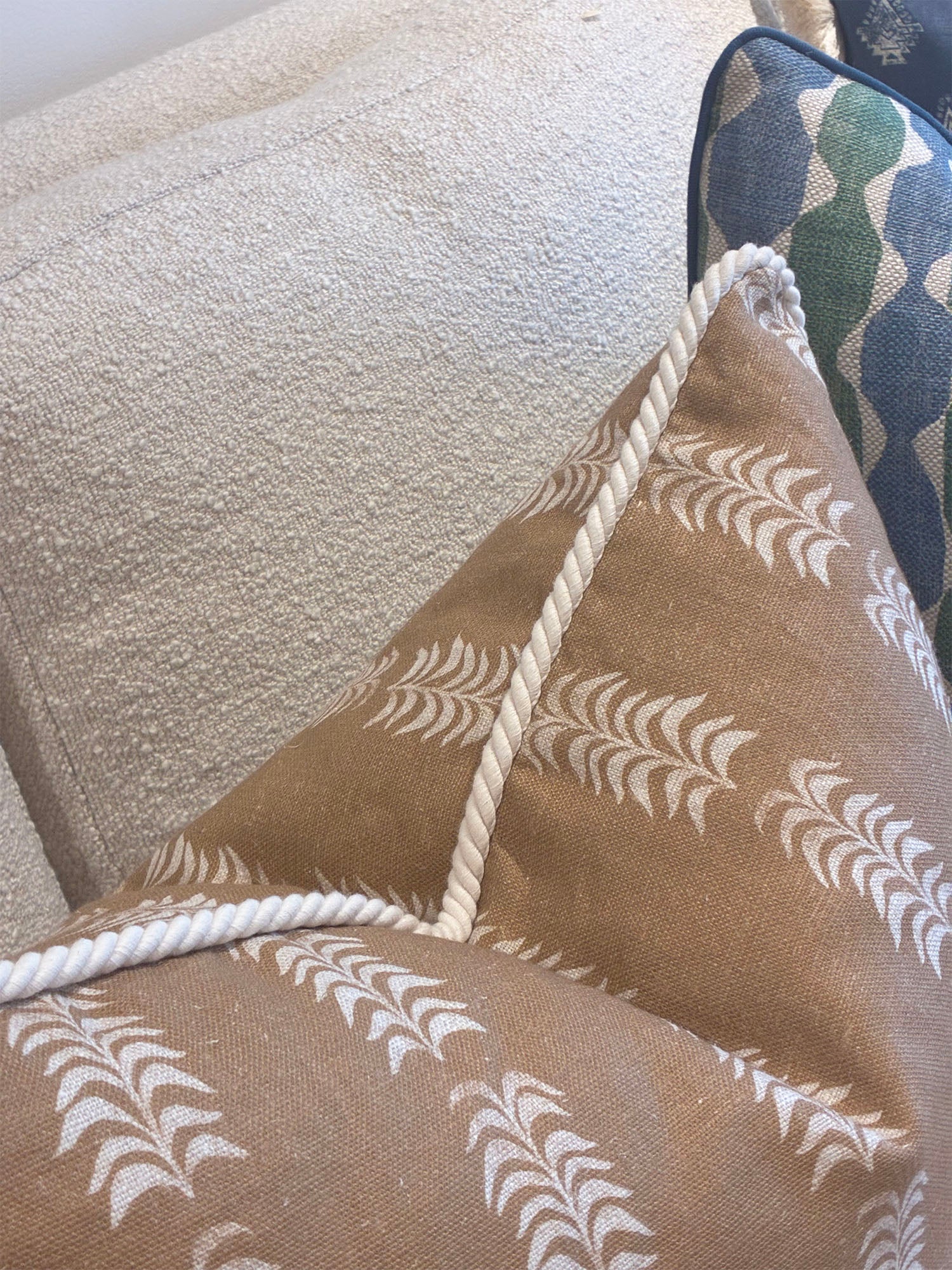 Petite Frond Pillow - Image 2