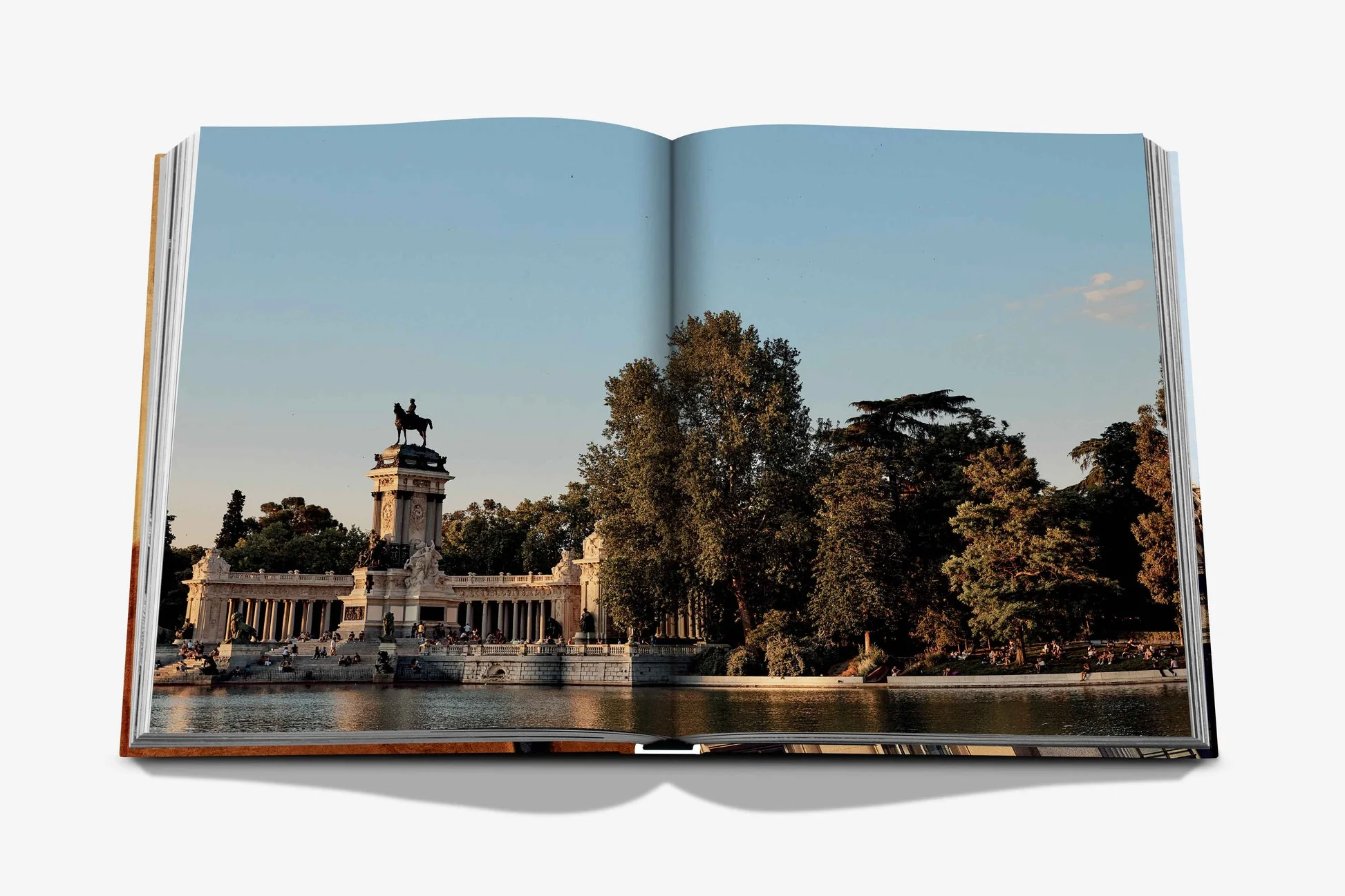 Madrid Chic - Image 5
