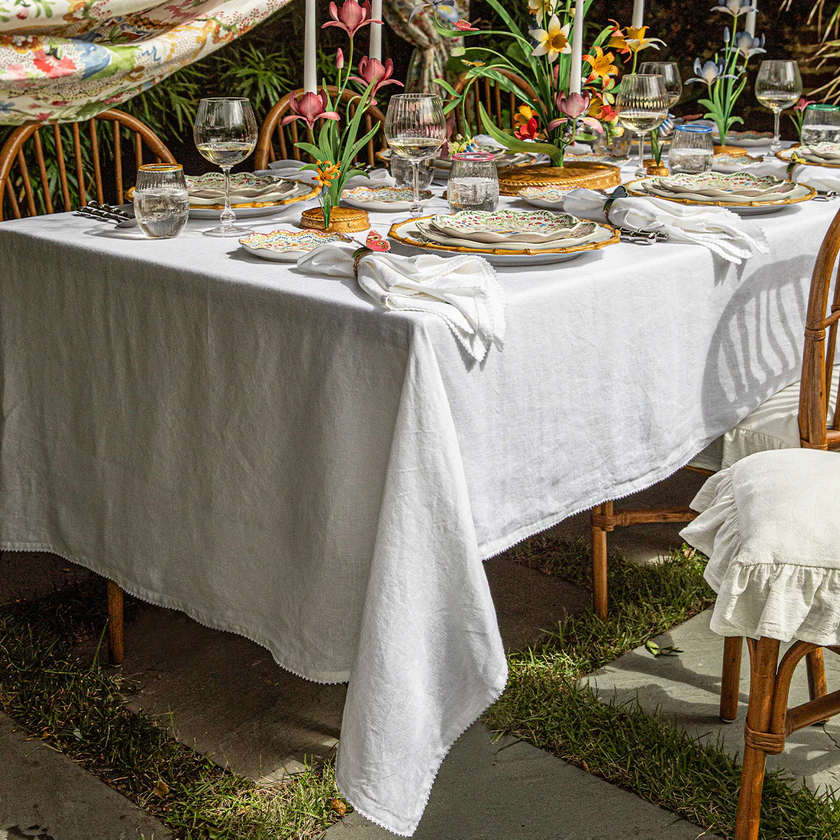 Berry Scallop Tablecloth - Image 3
