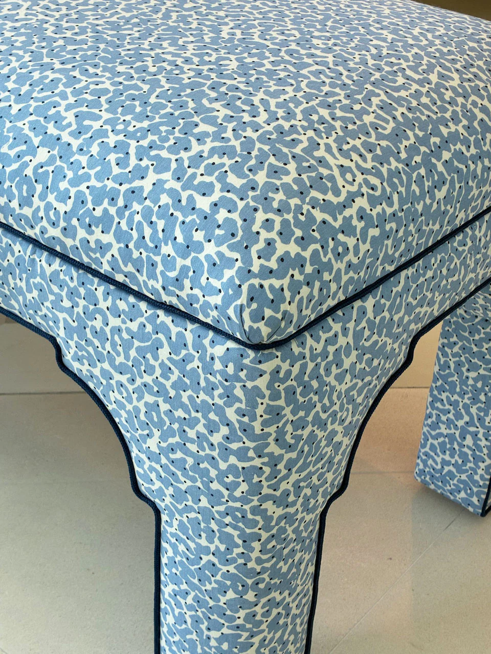 Taj Bench - Image 2