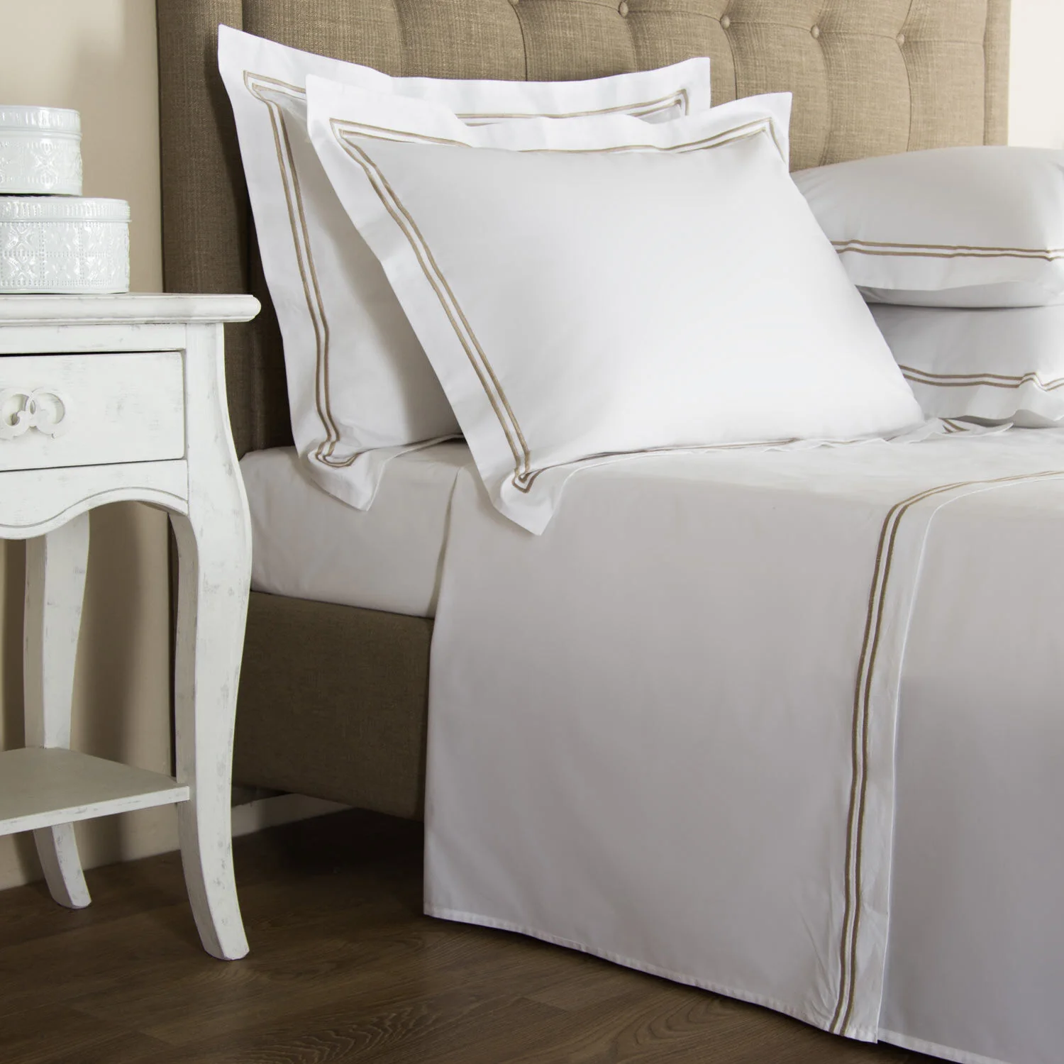 Classic White/Khaki Bedding Collection - Image 2