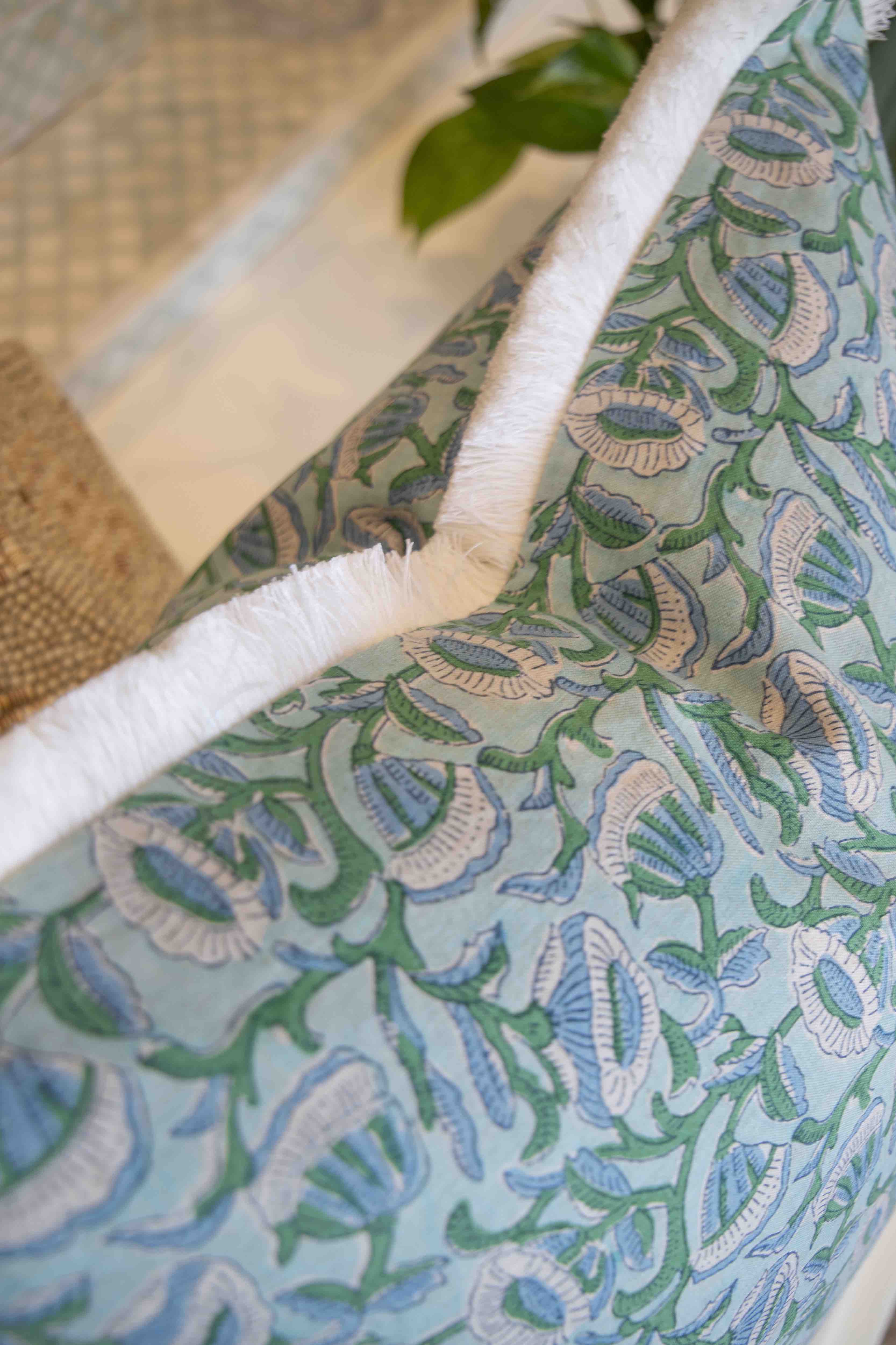 Marbella Linen Emerald Pillow - Image 2