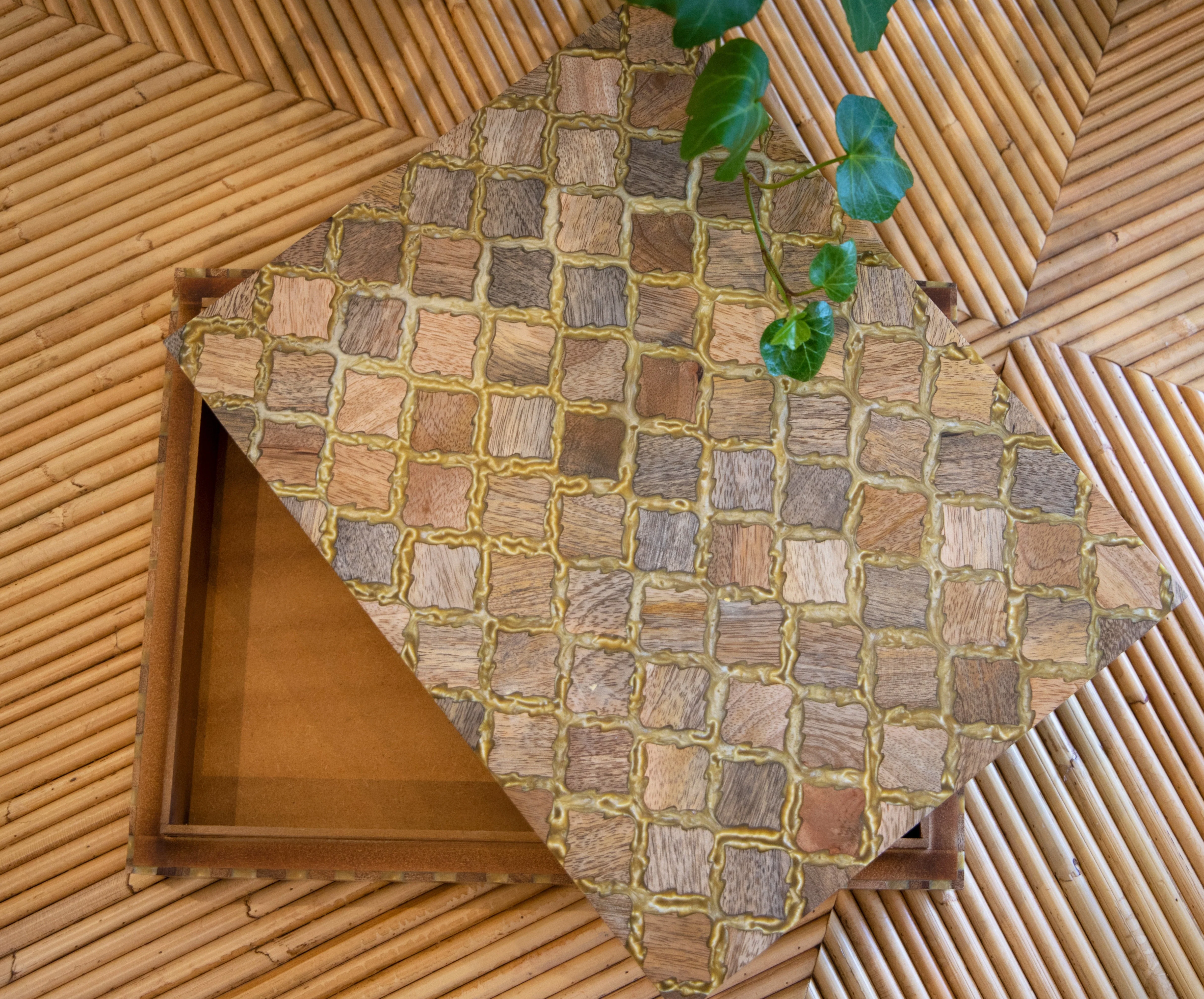 Diamond Box, Medium - Image 2
