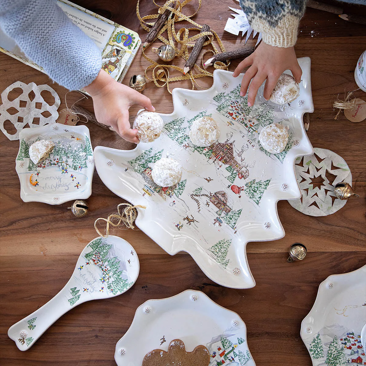 Berry & Thread North Pole Tree Platter Collection - Image 3