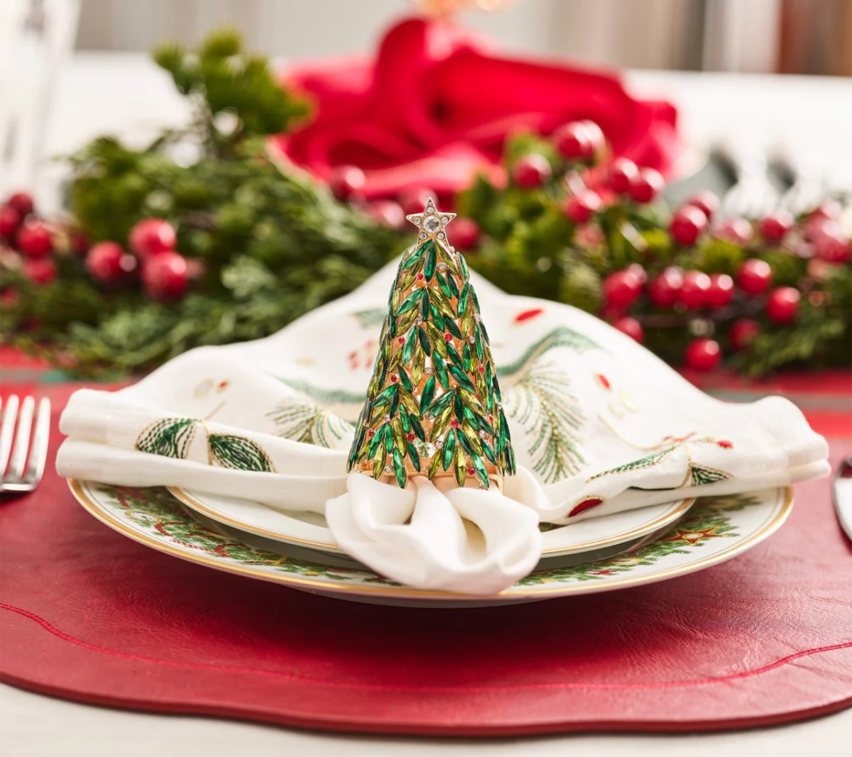 Christmas Tree Napkin Ring Set - Image 3