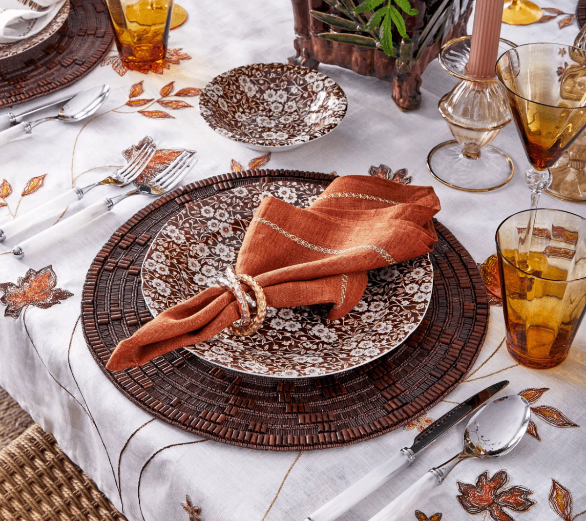Trinity Napkin Ring Set - Image 3