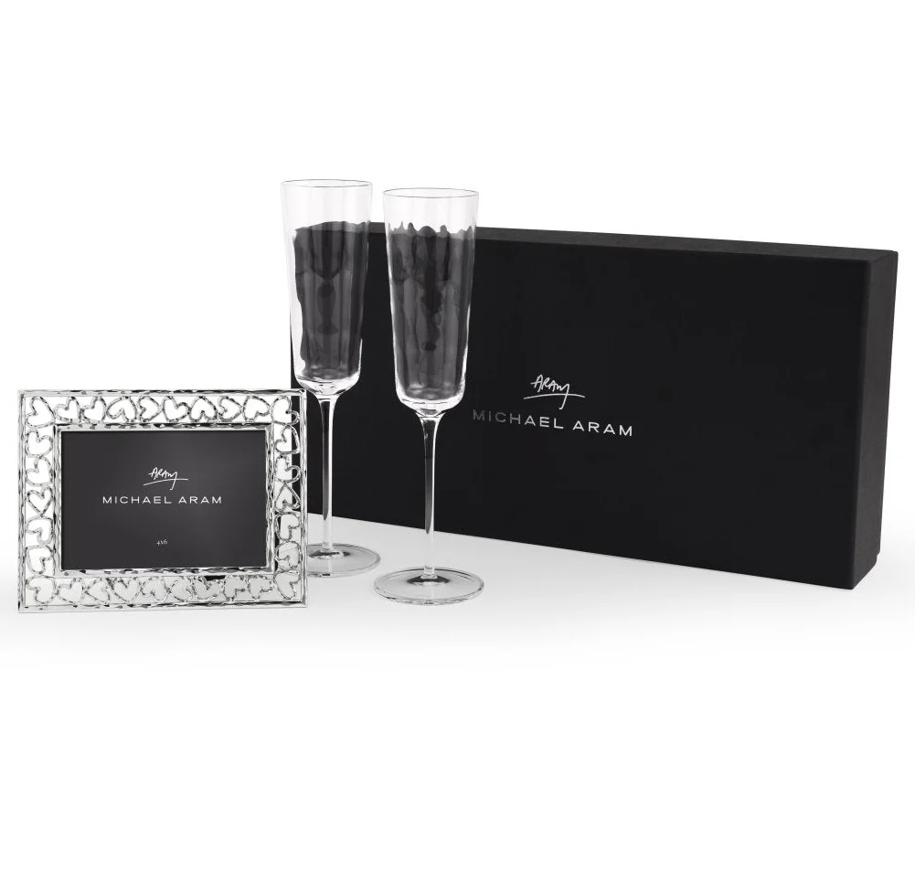 Reflective Champagne Flute & Heart Frame Gift Set