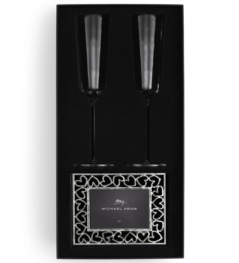 Reflective Champagne Flute & Heart Frame Gift Set - Image 2
