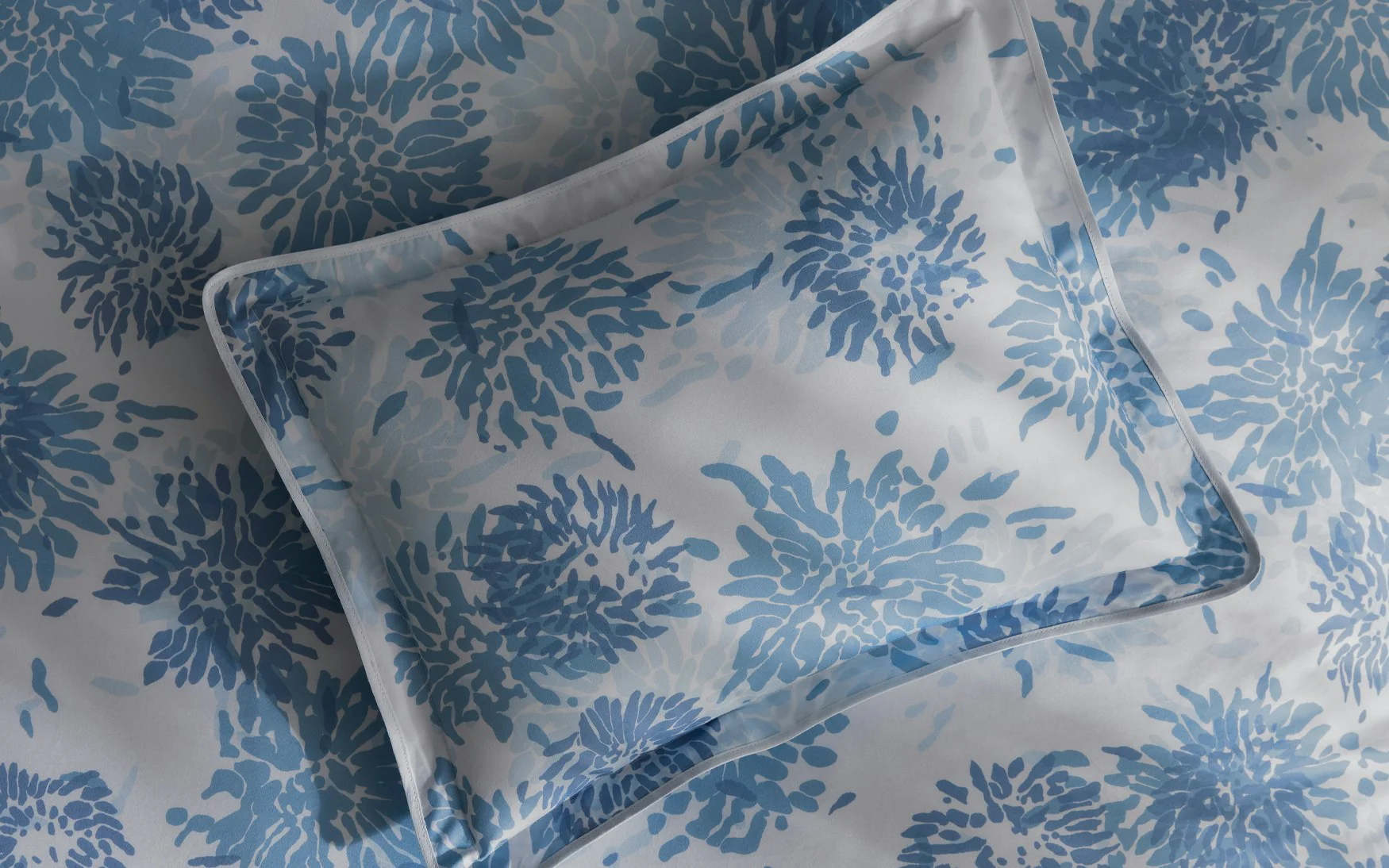 Tillett x Matouk Chrysanthemum Bedding Collection, Blue - Image 7