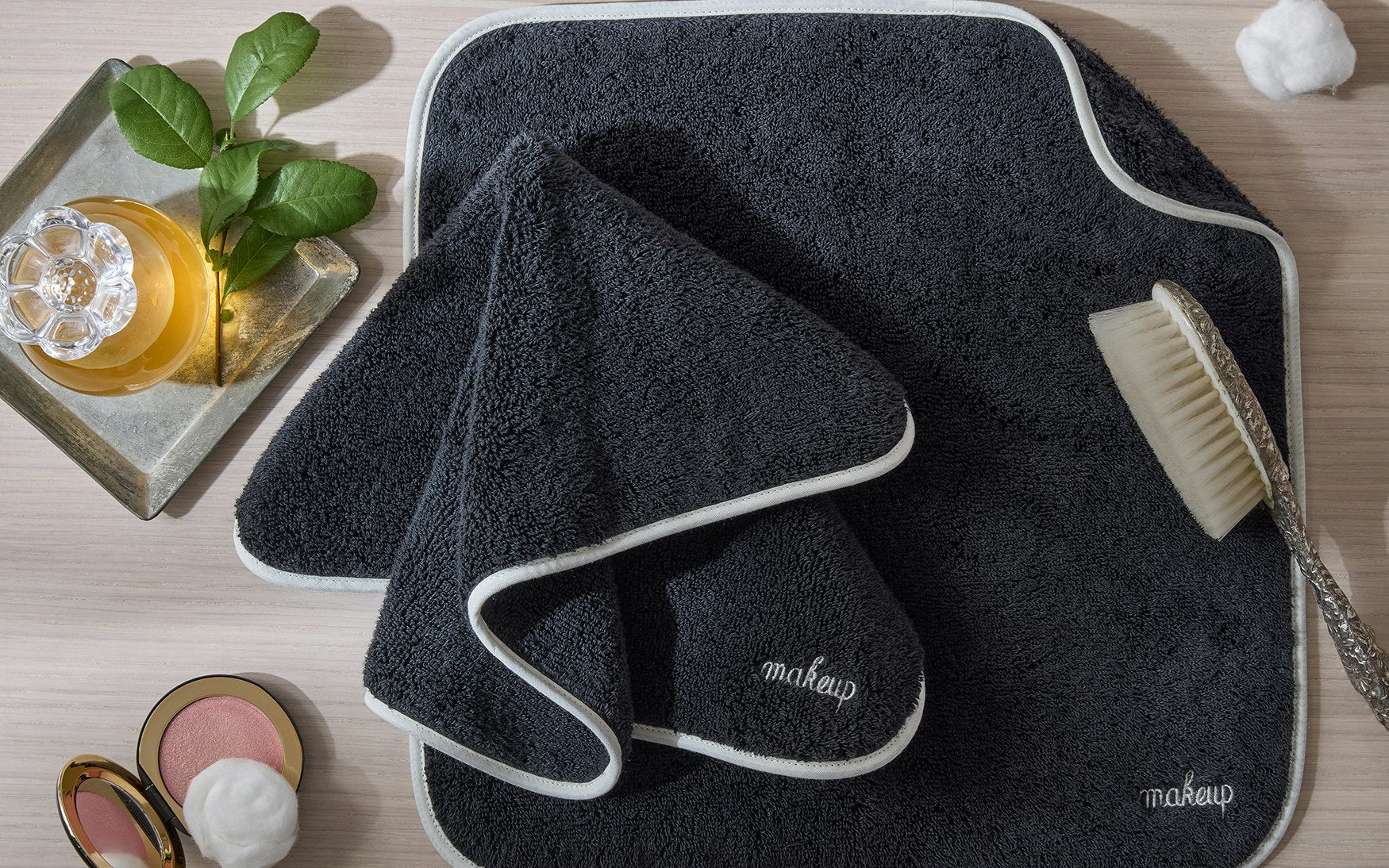 Giza Makeup Towel Set - Image 2