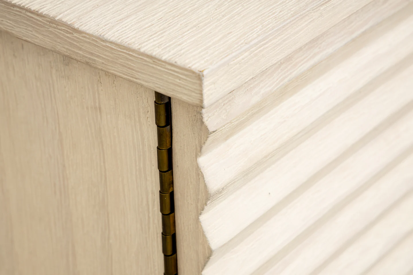 Belmont Low Cabinet - Image 6