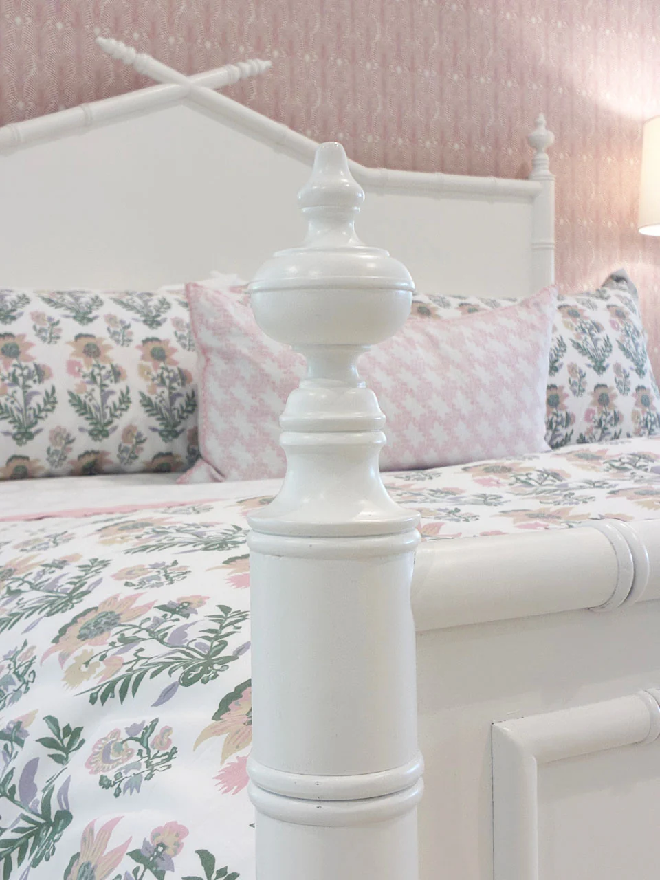 Bambu King Bed - Image 3