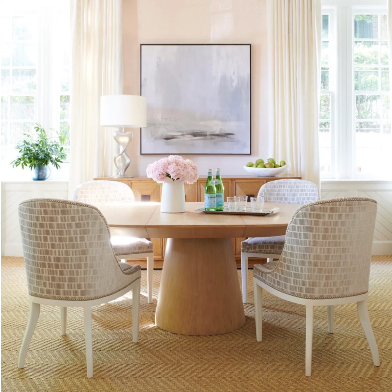 Discus Extendable Dining Table - Image 3
