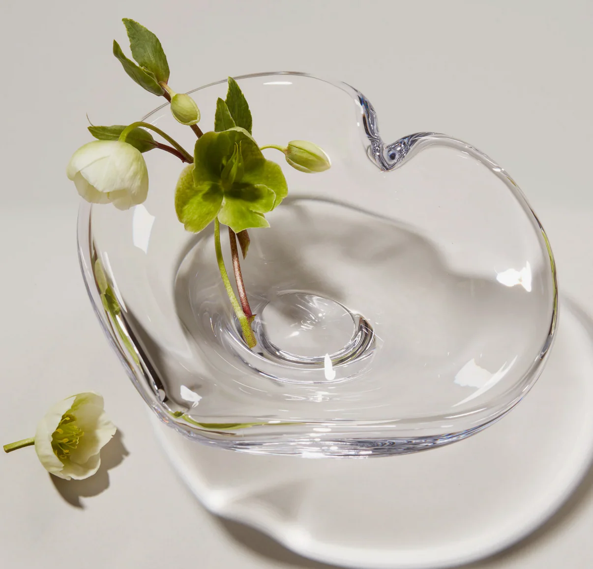 Romance Heart Dish - Image 2