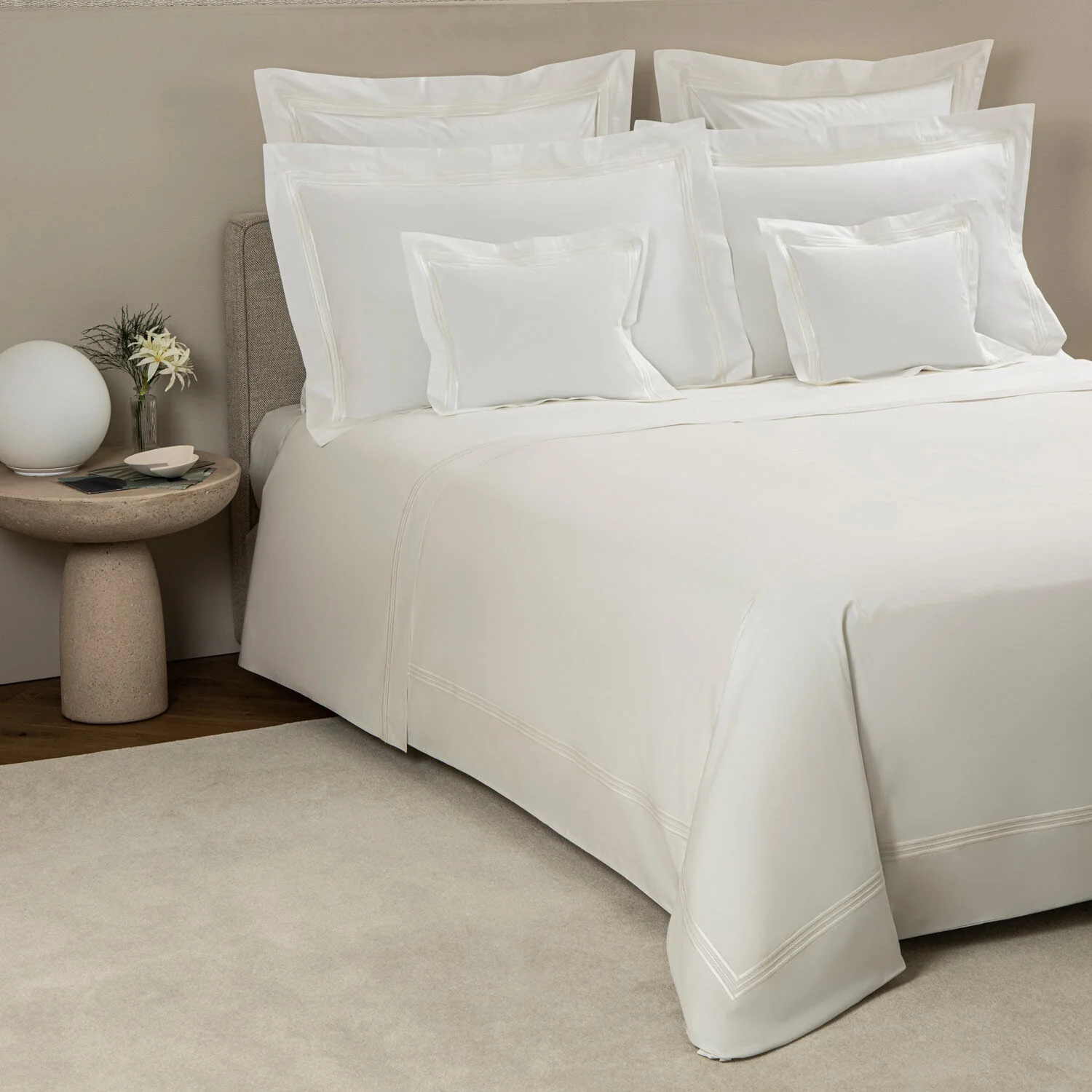 Triplo Bourdon White/Milk Bedding Collection - Image 2