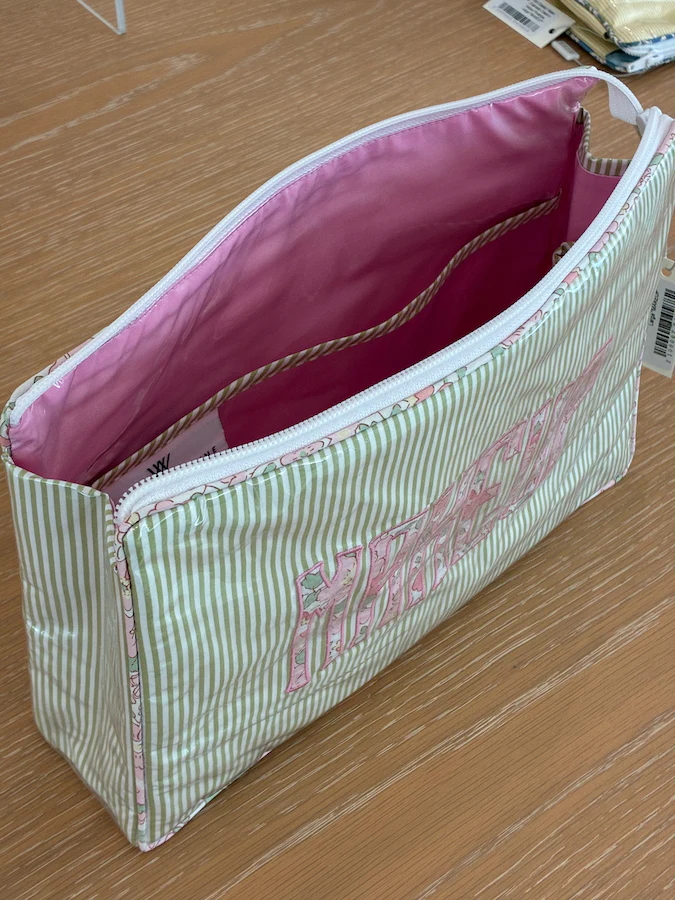 Large Helen Cosmetic Case, "MAKEUP" - Image 7