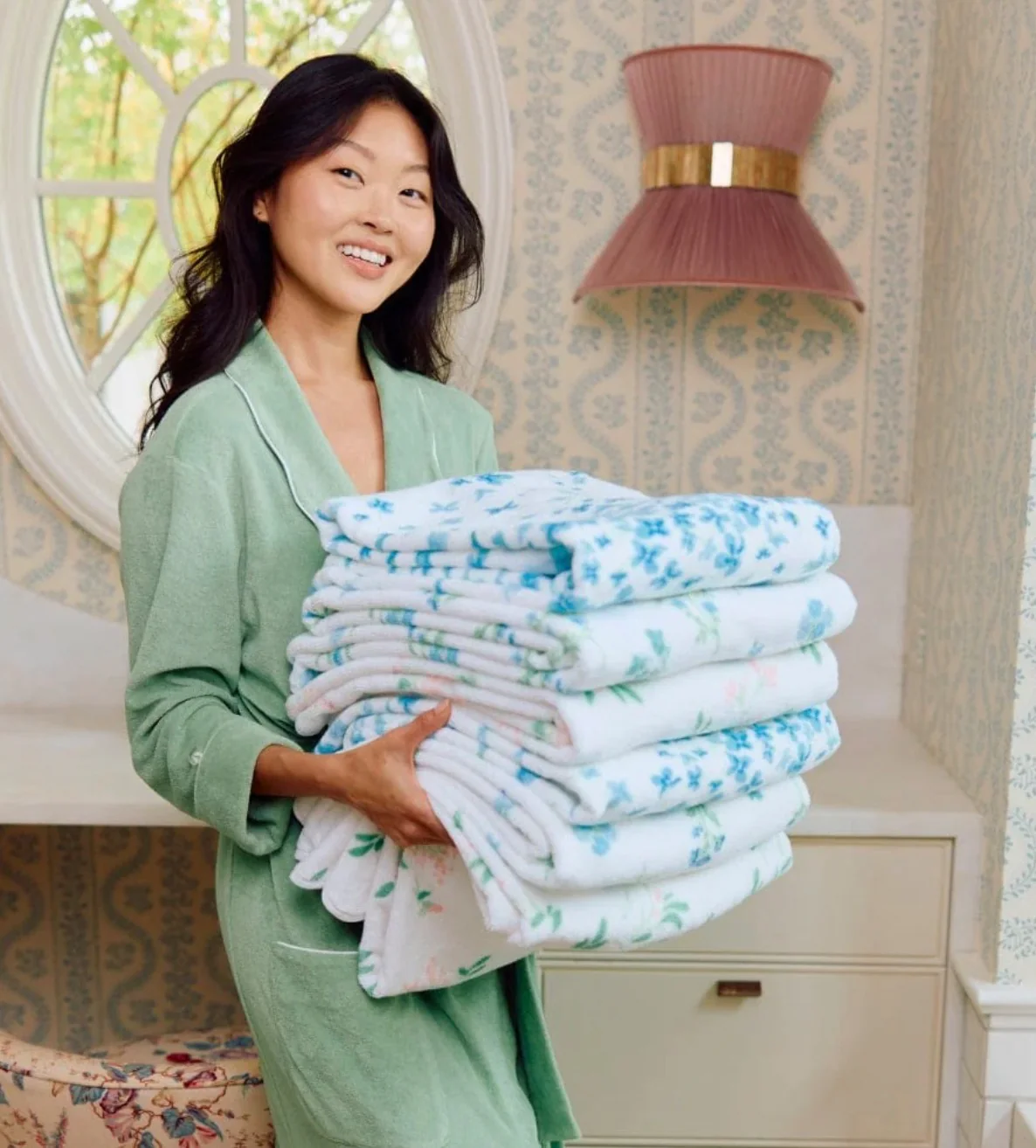 Betty Floral Scallop Towel Collection - Image 3