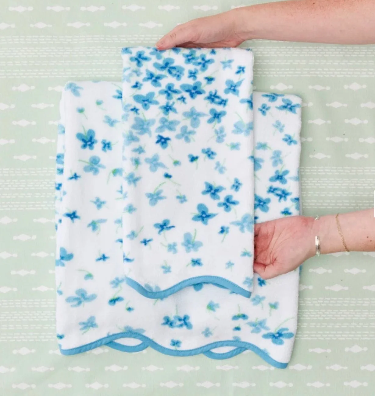 Betty Floral Scallop Towel Collection - Image 4