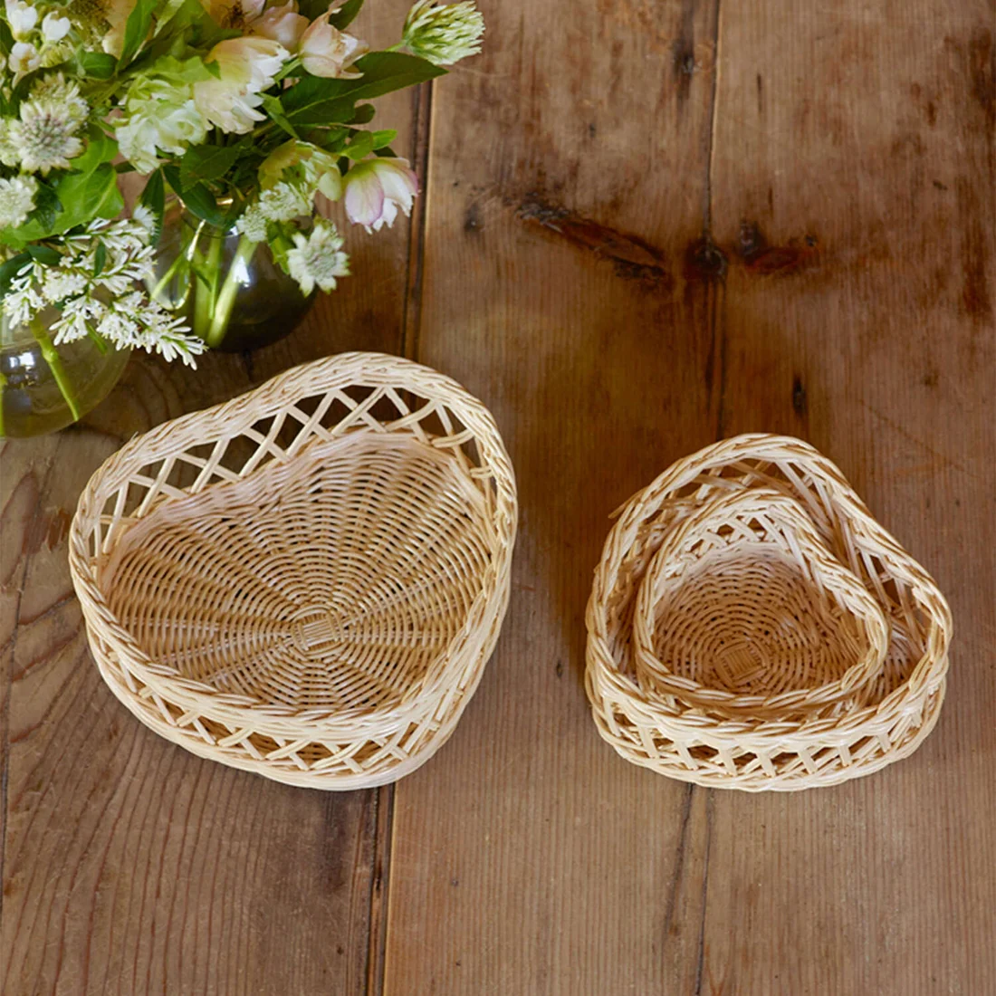 Wicker Heart Basket Set - Image 2