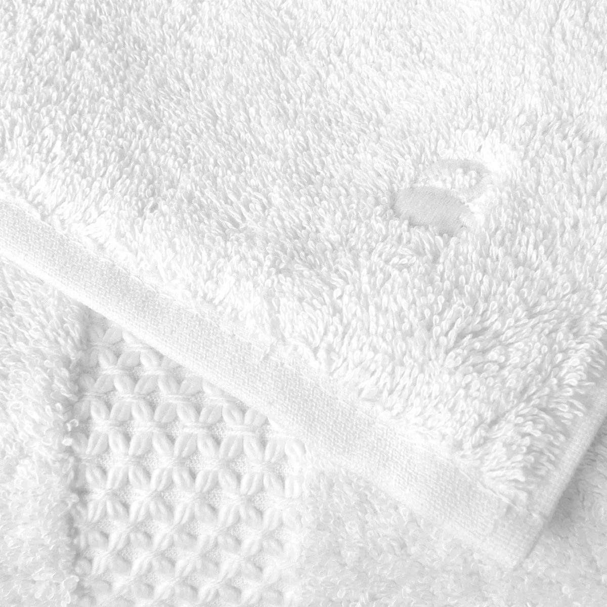 Etoile Blanc Bath Towel Collection - Image 3